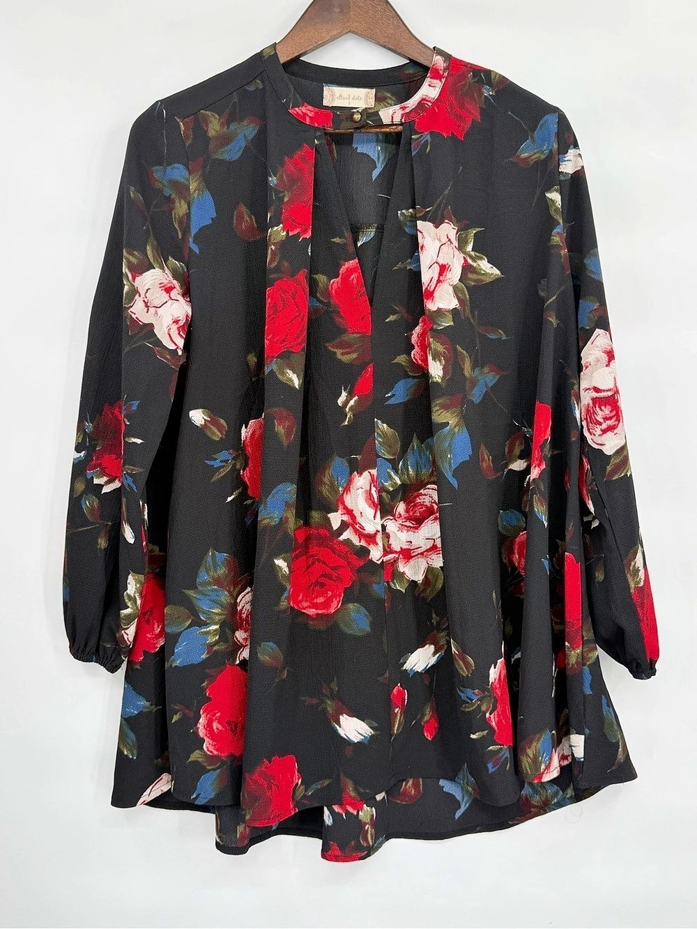 alter'd state Floral Blouse in Black & Red Size Small